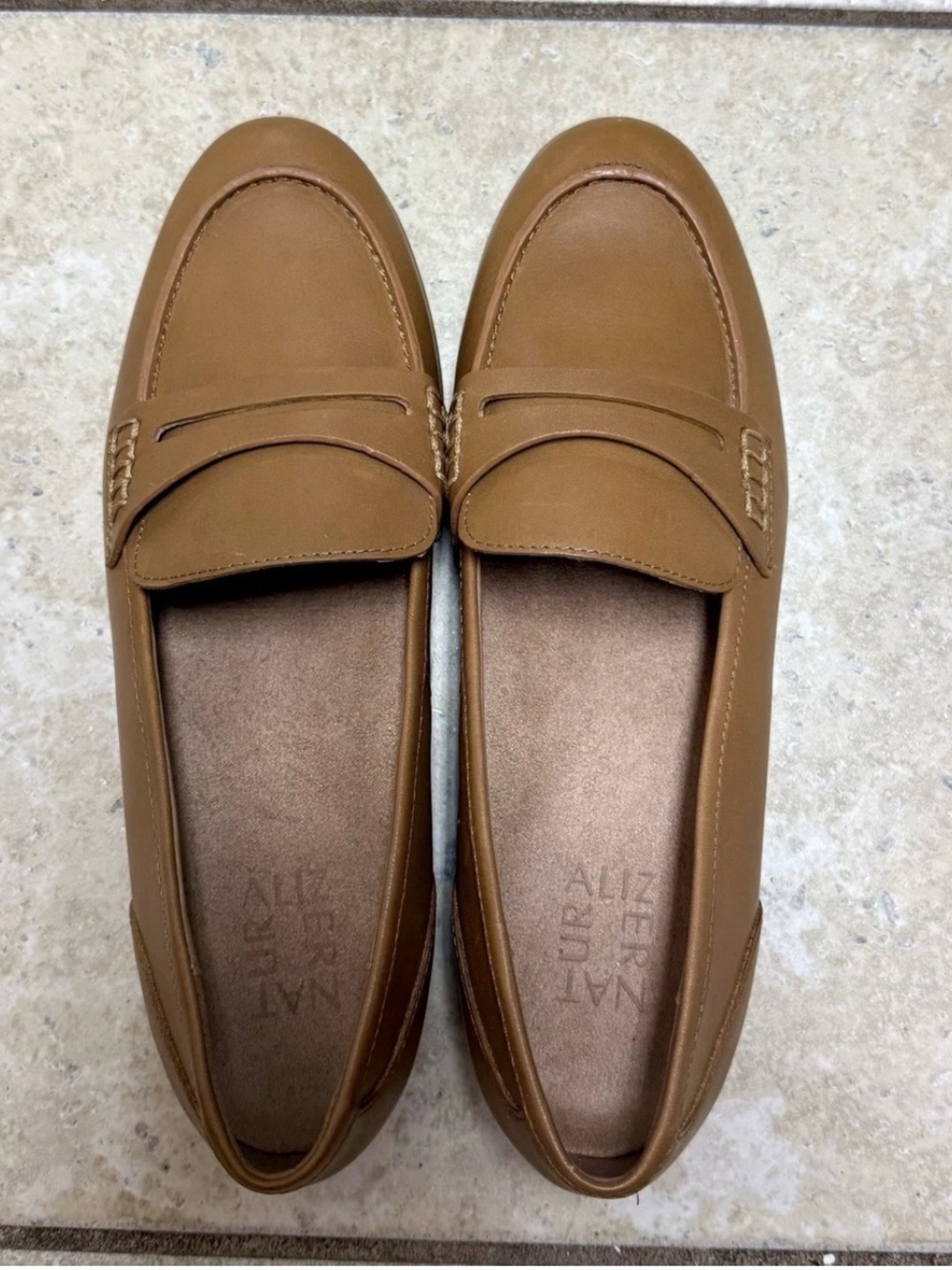 Naturalizer Women's Mia Slip On Loafer English Tea size 8